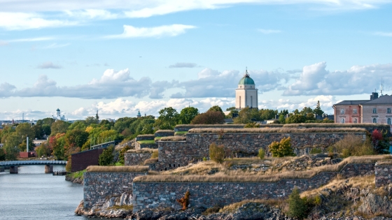 Suomenlinna on Unescon maailmanperintökohde, mutta samalla elävä ja kehittyvä osa Helsinkiä.