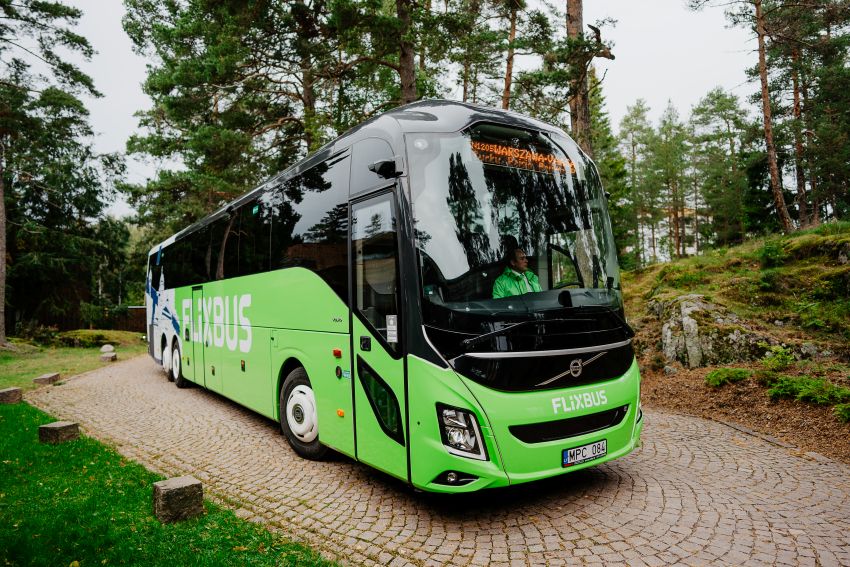 FlixBusin matkojen lopullinen hinta määräytyy matkan pituuden mukaan. Kuva: FlixBus