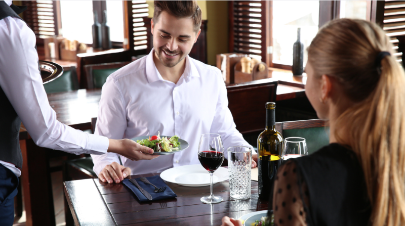 Hotellien ja ravintoloiden joulutarjonnan vastapainona S-ryhmän ravintoloista löytyy tarjontaa myös heille, jotka eivät joulua syystä tai toisesta vietä.Kuvituskuva: Pixelshot